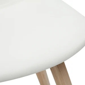 Tabourets De Bar Design Blanc Et Bois Clair H65 Cm (lot De 2) NONIE exclusivement disponibles 19